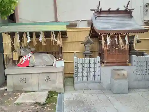 綱敷天神社の像