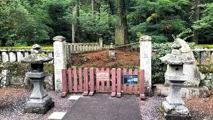 人穴浅間神社(静岡県)