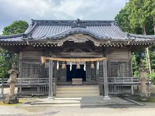 三島神社の本殿