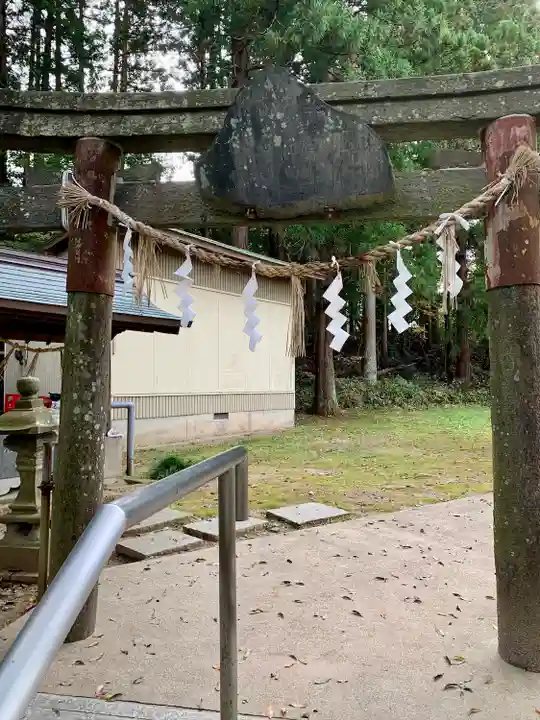 穴蔵神社(宮城県)