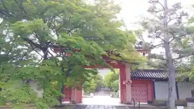 真正極楽寺(真如堂)の山門・神門
