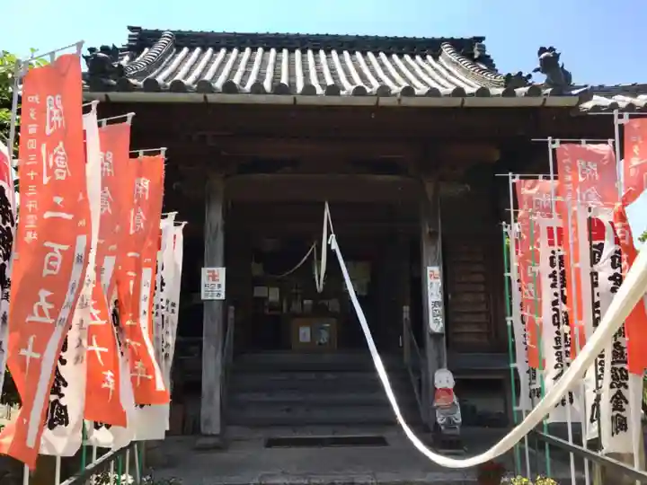 洞雲寺の本殿・本堂