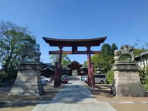 饒津神社の鳥居