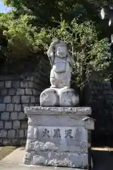 品川神社の像