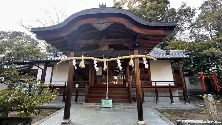 片岡神社の本殿・本堂