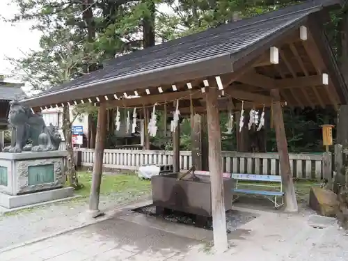 諏訪大社の手水舎