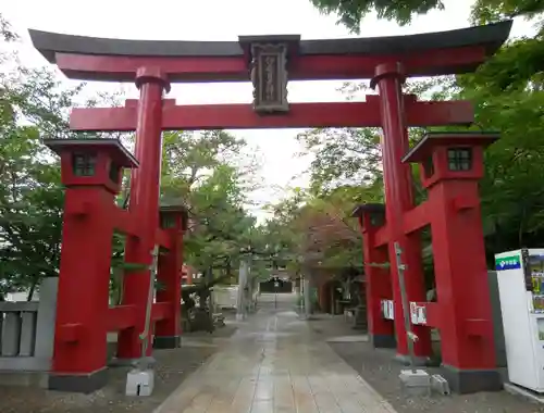 彌彦神社　(伊夜日子神社)の鳥居