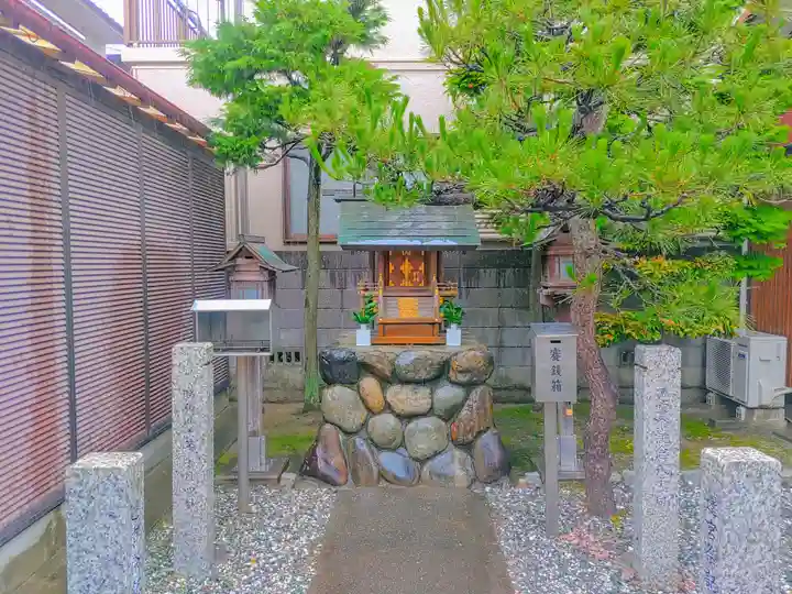 神明社(正徳町5)の本殿・本堂