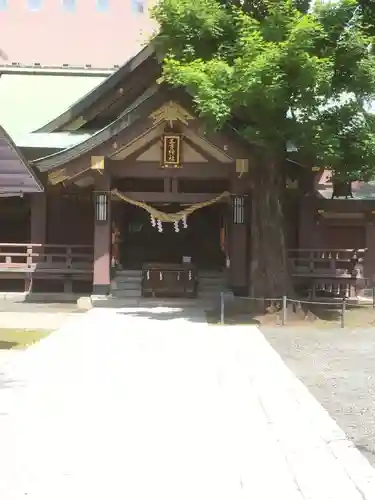 三吉神社の本殿