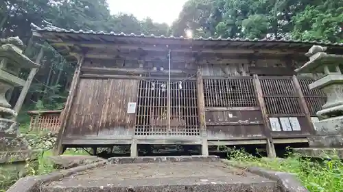 天神社の本殿