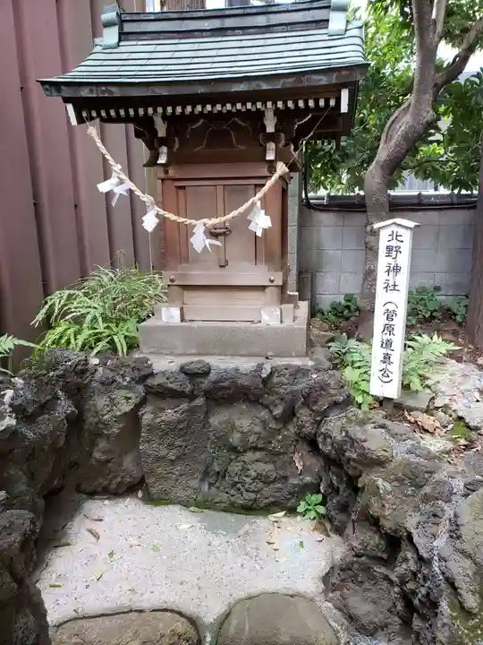月見岡八幡神社の末社・摂社