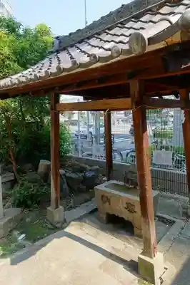 稲穂社の手水舎