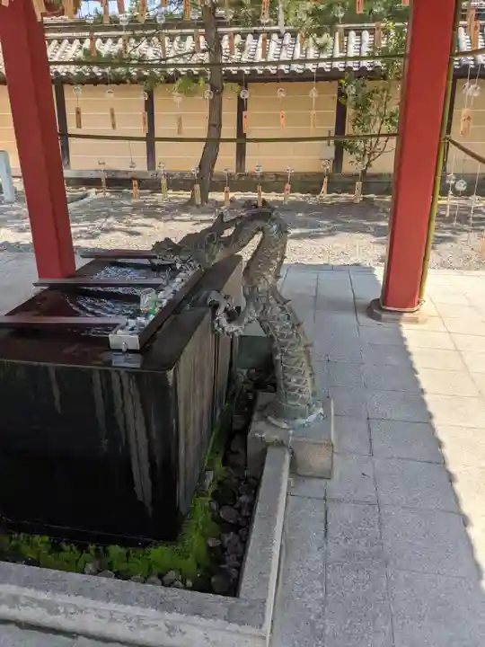 美濃國一宮 南宮大社の手水舎