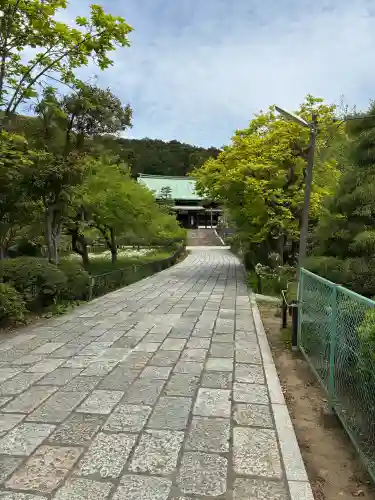 龍寳寺（龍宝寺）の{uncategorized: "未分類", other: "その他", undefined: "問題あり", building: "その他建物", grave: "お墓", sacred_gate: "鳥居", guardian: "狛犬", statue: "像", buddha: "仏像", history: "歴史", nature: "自然", garden: "庭園", animal: "動物", pagoda: "塔", temizu: "手水舎", mountain_gate: "山門・神門", sanctuary: "本殿・本堂", subordinate: "末社・摂社", art: "芸術", scenery: "景色", jizo: "地蔵", ema: "絵馬", goshuin: "御朱印", omikuji: "おみくじ", items: "授与品その他", amulet: "お守り", goshuincho: "御朱印帳", eats: "食事", festival: "お祭り", votive_dance: "神楽", shichigosan: "七五三参", wedding: "結婚式", experience: "体験その他", initially: "初詣", around: "周辺", anti_infection: "感染症対策"}