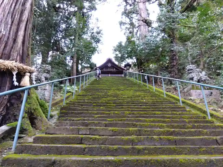 埴生護國八幡宮(富山県)