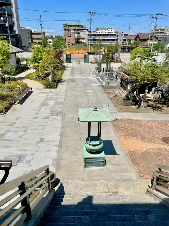 善立寺の{uncategorized: "未分類", other: "その他", undefined: "問題あり", building: "その他建物", grave: "お墓", sacred_gate: "鳥居", guardian: "狛犬", statue: "像", buddha: "仏像", history: "歴史", nature: "自然", garden: "庭園", animal: "動物", pagoda: "塔", temizu: "手水舎", mountain_gate: "山門・神門", sanctuary: "本殿・本堂", subordinate: "末社・摂社", art: "芸術", scenery: "景色", jizo: "地蔵", ema: "絵馬", goshuin: "御朱印", omikuji: "おみくじ", items: "授与品その他", amulet: "お守り", goshuincho: "御朱印帳", eats: "食事", festival: "お祭り", votive_dance: "神楽", shichigosan: "七五三参", wedding: "結婚式", experience: "体験その他", initially: "初詣", around: "周辺", anti_infection: "感染症対策"}