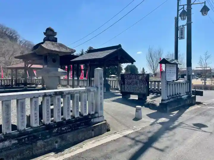 はね瀧道了尊の{uncategorized: "未分類", other: "その他", undefined: "問題あり", building: "その他建物", grave: "お墓", sacred_gate: "鳥居", guardian: "狛犬", statue: "像", buddha: "仏像", history: "歴史", nature: "自然", garden: "庭園", animal: "動物", pagoda: "塔", temizu: "手水舎", mountain_gate: "山門・神門", sanctuary: "本殿・本堂", subordinate: "末社・摂社", art: "芸術", scenery: "景色", jizo: "地蔵", ema: "絵馬", goshuin: "御朱印", omikuji: "おみくじ", items: "授与品その他", amulet: "お守り", goshuincho: "御朱印帳", eats: "食事", festival: "お祭り", votive_dance: "神楽", shichigosan: "七五三参", wedding: "結婚式", experience: "体験その他", initially: "初詣", around: "周辺", anti_infection: "感染症対策"}