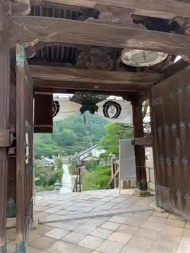 柳谷観音　楊谷寺の山門・神門