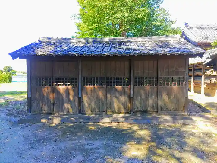 神明社の末社・摂社