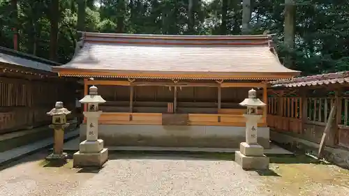 伊和神社の末社・摂社
