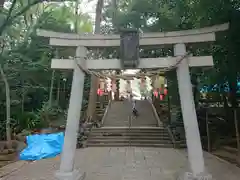 世田谷八幡宮の鳥居