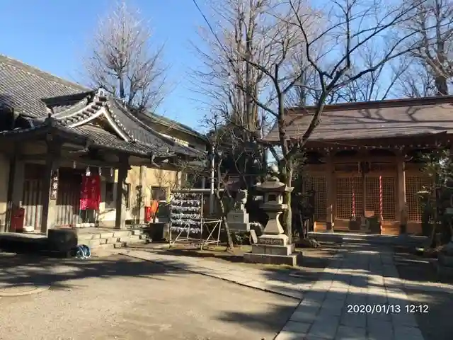 仲町氷川神社の本殿・本堂