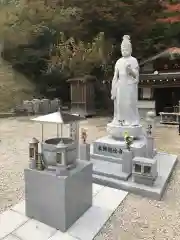 川見薬師寺の仏像