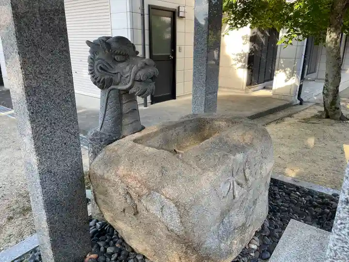 貴志神社の手水舎