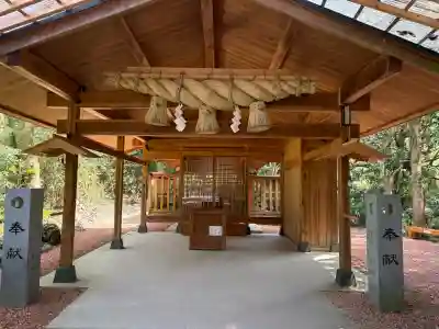 天照社の{uncategorized: "未分類", other: "その他", undefined: "問題あり", building: "その他建物", grave: "お墓", sacred_gate: "鳥居", guardian: "狛犬", statue: "像", buddha: "仏像", history: "歴史", nature: "自然", garden: "庭園", animal: "動物", pagoda: "塔", temizu: "手水舎", mountain_gate: "山門・神門", sanctuary: "本殿・本堂", subordinate: "末社・摂社", art: "芸術", scenery: "景色", jizo: "地蔵", ema: "絵馬", goshuin: "御朱印", omikuji: "おみくじ", items: "授与品その他", amulet: "お守り", goshuincho: "御朱印帳", eats: "食事", festival: "お祭り", votive_dance: "神楽", shichigosan: "七五三参", wedding: "結婚式", experience: "体験その他", initially: "初詣", around: "周辺", anti_infection: "感染症対策"}