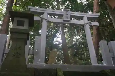 石見国一宮　物部神社の鳥居