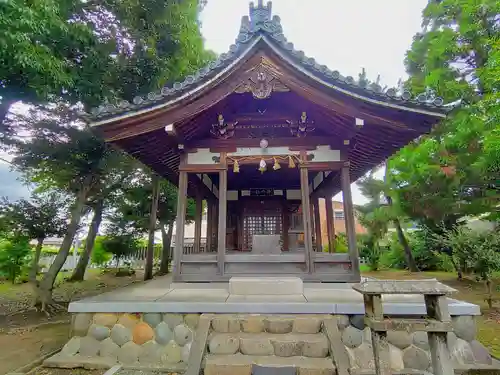 神明社（熊之庄）の本殿・本堂