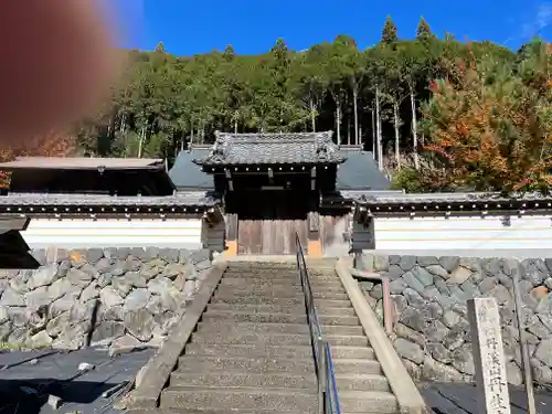 丹生寺(奈良県)