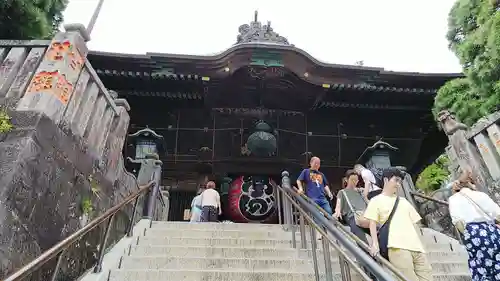 成田山新勝寺の山門・神門