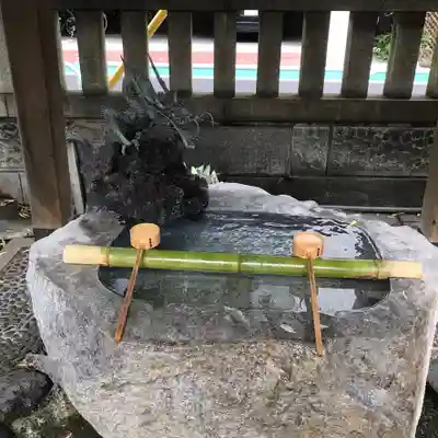 三島神社の手水舎