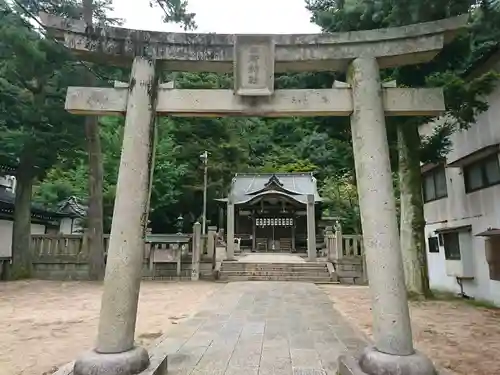 四所神社の鳥居