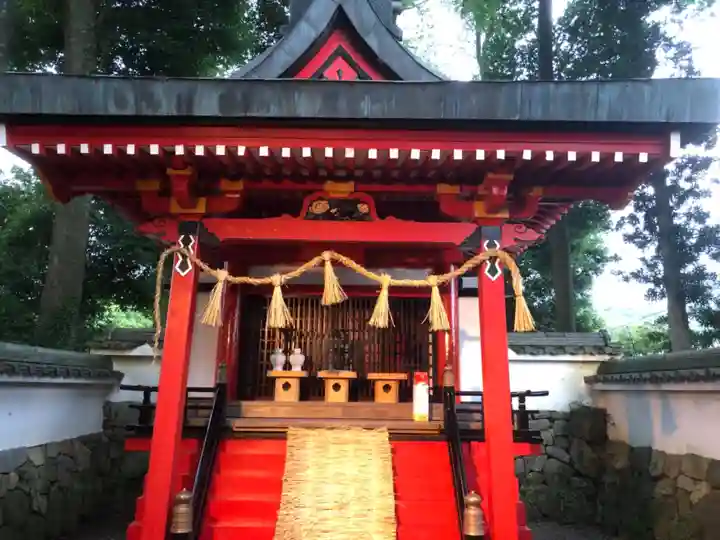 平群坐紀氏神社の本殿・本堂