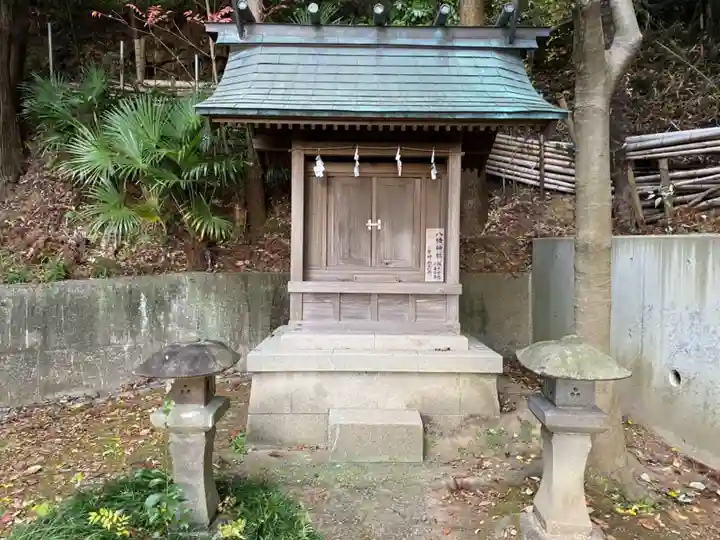 居神神社の末社・摂社