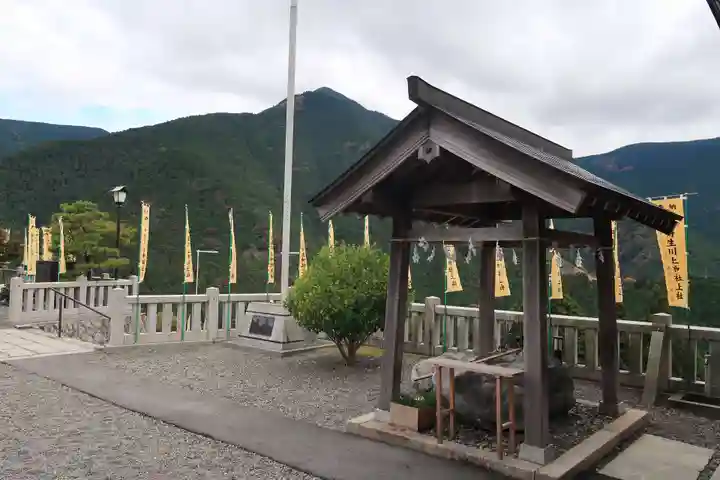 丹生川上神社(上社)の手水舎