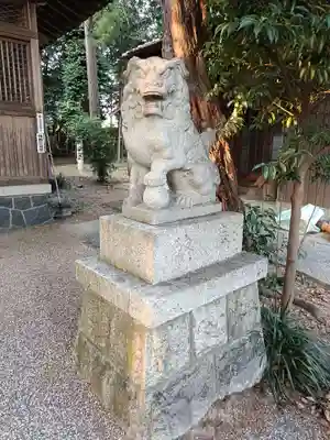 尾津神社の狛犬