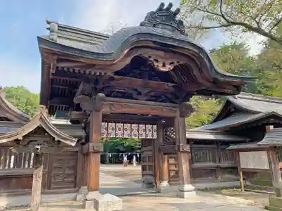 宇都宮二荒山神社の山門・神門