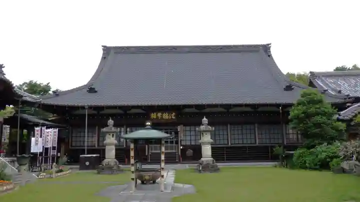 福王寺の本殿・本堂