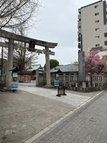 今戸神社の{uncategorized: "未分類", other: "その他", undefined: "問題あり", building: "その他建物", grave: "お墓", sacred_gate: "鳥居", guardian: "狛犬", statue: "像", buddha: "仏像", history: "歴史", nature: "自然", garden: "庭園", animal: "動物", pagoda: "塔", temizu: "手水舎", mountain_gate: "山門・神門", sanctuary: "本殿・本堂", subordinate: "末社・摂社", art: "芸術", scenery: "景色", jizo: "地蔵", ema: "絵馬", goshuin: "御朱印", omikuji: "おみくじ", items: "授与品その他", amulet: "お守り", goshuincho: "御朱印帳", eats: "食事", festival: "お祭り", votive_dance: "神楽", shichigosan: "七五三参", wedding: "結婚式", experience: "体験その他", initially: "初詣", around: "周辺", anti_infection: "感染症対策"}