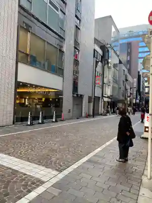 あづま稲荷神社の周辺
