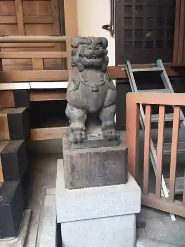 小網神社の狛犬