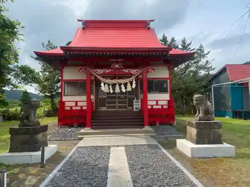 静狩稲荷神社の本殿