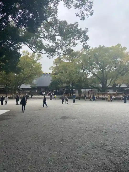 熱田神宮の{uncategorized: "未分類", other: "その他", undefined: "問題あり", building: "その他建物", grave: "お墓", sacred_gate: "鳥居", guardian: "狛犬", statue: "像", buddha: "仏像", history: "歴史", nature: "自然", garden: "庭園", animal: "動物", pagoda: "塔", temizu: "手水舎", mountain_gate: "山門・神門", sanctuary: "本殿・本堂", subordinate: "末社・摂社", art: "芸術", scenery: "景色", jizo: "地蔵", ema: "絵馬", goshuin: "御朱印", omikuji: "おみくじ", items: "授与品その他", amulet: "お守り", goshuincho: "御朱印帳", eats: "食事", festival: "お祭り", votive_dance: "神楽", shichigosan: "七五三参", wedding: "結婚式", experience: "体験その他", initially: "初詣", around: "周辺", anti_infection: "感染症対策"}
