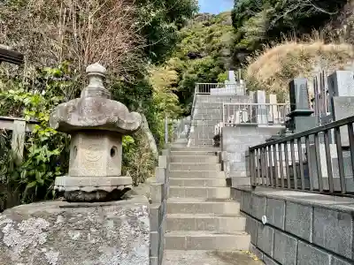 大寳寺の{uncategorized: "未分類", other: "その他", undefined: "問題あり", building: "その他建物", grave: "お墓", sacred_gate: "鳥居", guardian: "狛犬", statue: "像", buddha: "仏像", history: "歴史", nature: "自然", garden: "庭園", animal: "動物", pagoda: "塔", temizu: "手水舎", mountain_gate: "山門・神門", sanctuary: "本殿・本堂", subordinate: "末社・摂社", art: "芸術", scenery: "景色", jizo: "地蔵", ema: "絵馬", goshuin: "御朱印", omikuji: "おみくじ", items: "授与品その他", amulet: "お守り", goshuincho: "御朱印帳", eats: "食事", festival: "お祭り", votive_dance: "神楽", shichigosan: "七五三参", wedding: "結婚式", experience: "体験その他", initially: "初詣", around: "周辺", anti_infection: "感染症対策"}
