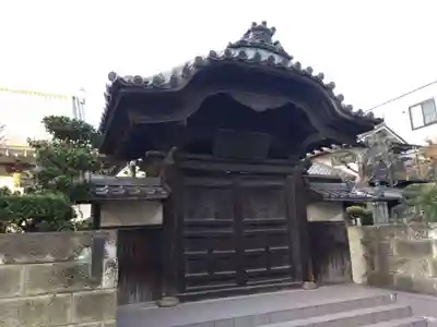 聖運寺の山門・神門