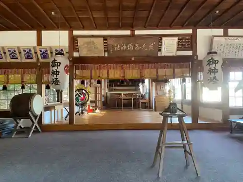 久々志彌神社の本殿・本堂