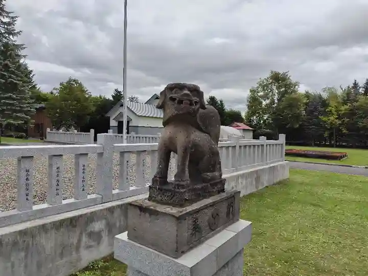 美瑛神社の狛犬